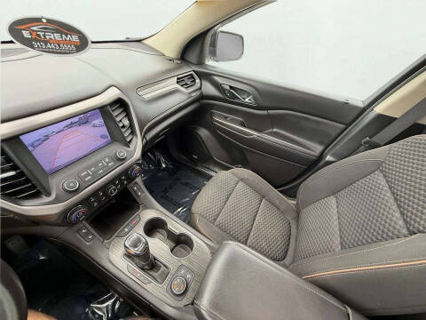 2017 GMC Acadia SLE-2