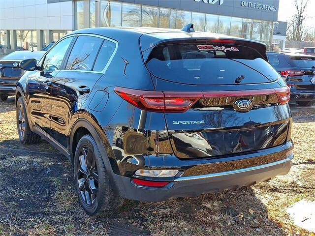 2022 Kia Sportage LX