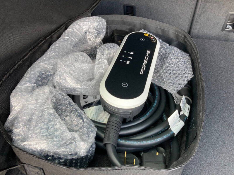 2025 Porsche Cayenne E-Hybrid