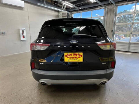 2021 Ford Escape Hybrid SE