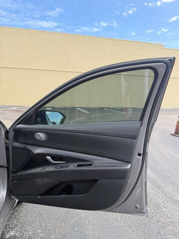 2021 Hyundai Elantra