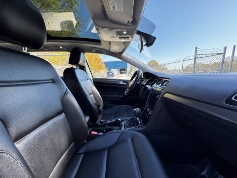 2018 Volkswagen Golf SportWagen TSI SE