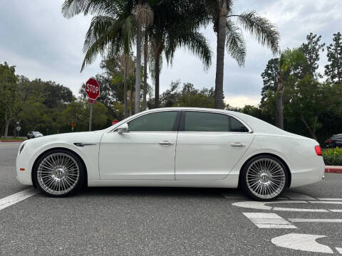 2018 Bentley Flying Spur V8