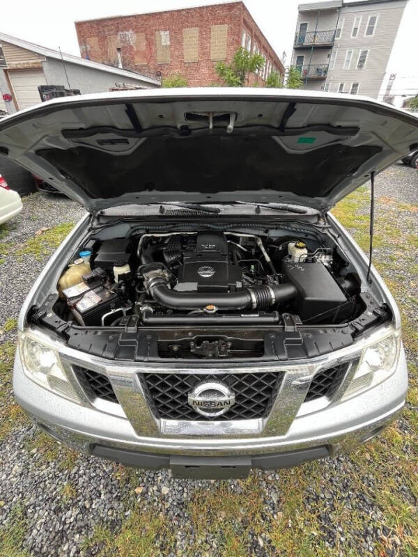 2011 Nissan Frontier SL