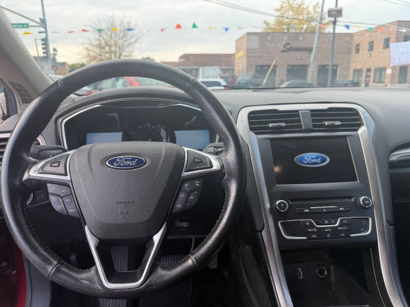 2017 Ford Fusion SE