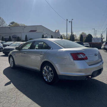 2010 Ford Taurus Limited