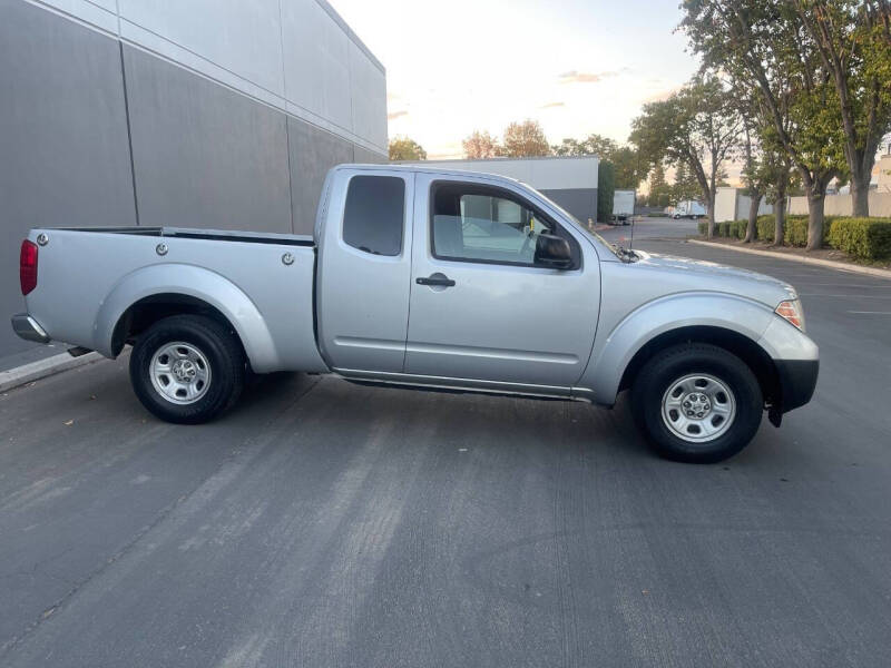 2013 Nissan Frontier S