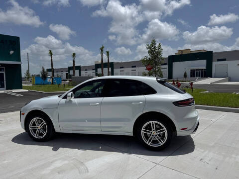 2022 Porsche Macan