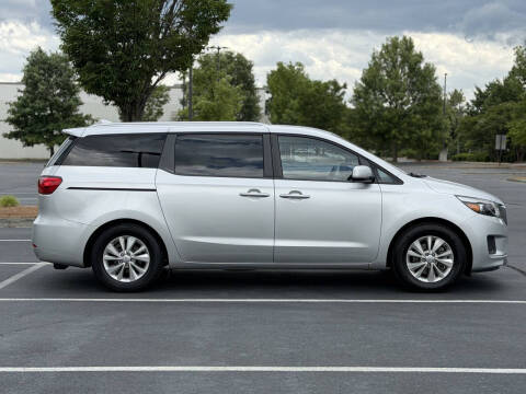 2016 Kia Sedona LX