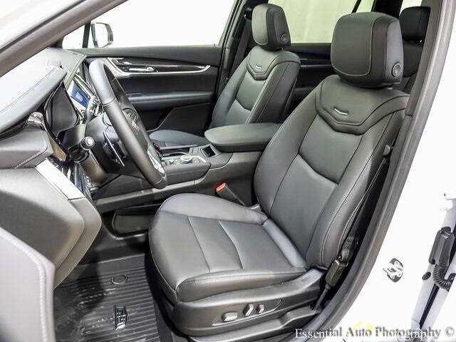 2025 Cadillac XT6 Sport