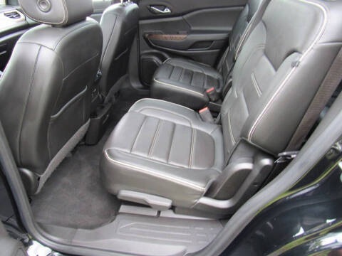 2021 GMC Acadia Denali