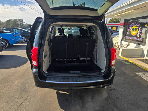 2015 Dodge Grand Caravan SE