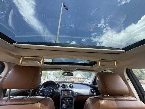 2014 Jaguar XJL Portfolio