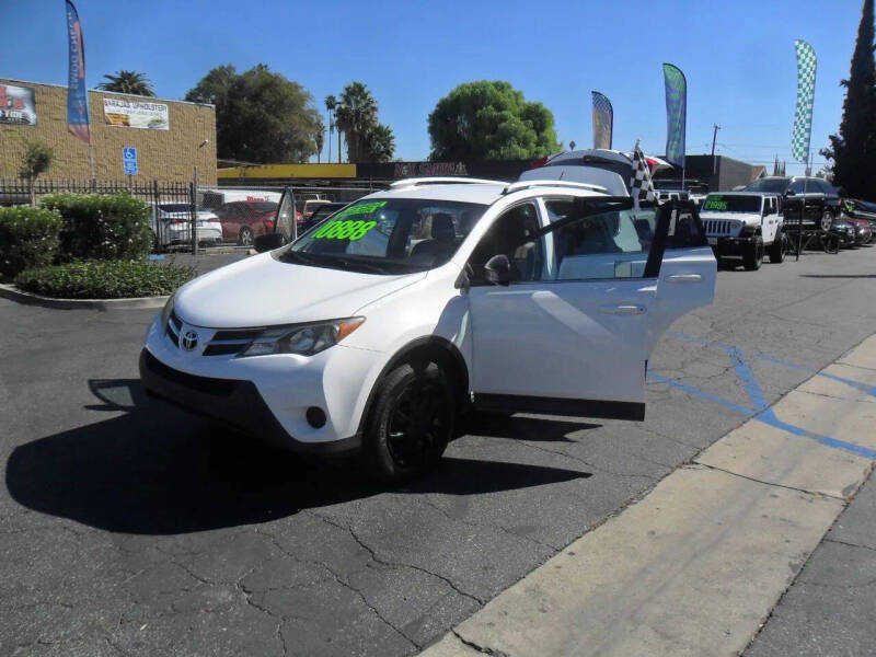 2014 Toyota RAV4 LE