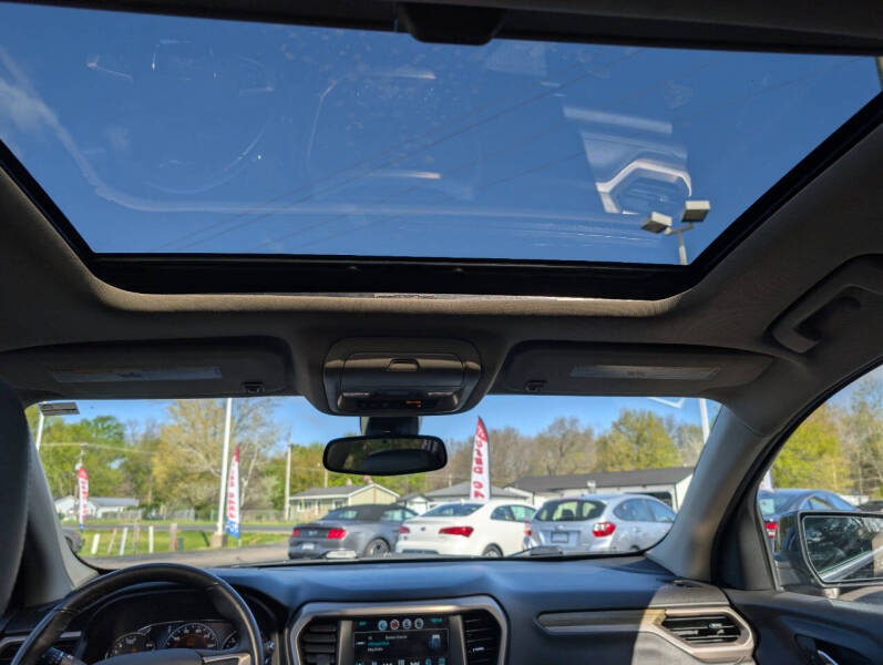 2019 GMC Acadia Denali
