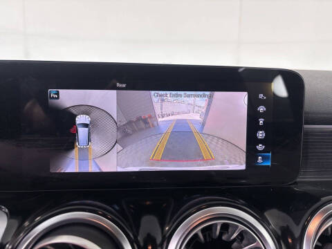 2023 Mercedes-Benz GLB GLB 250 4MATIC