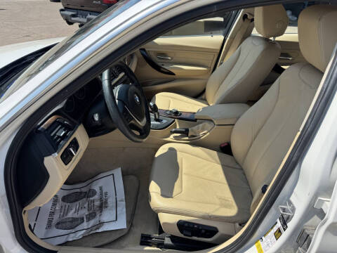 2015 BMW 3 Series 328i