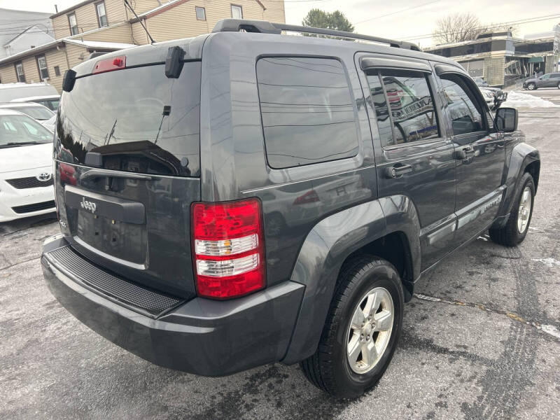 2010 Jeep Liberty Sport