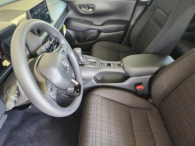 2027 Honda HR-V LX