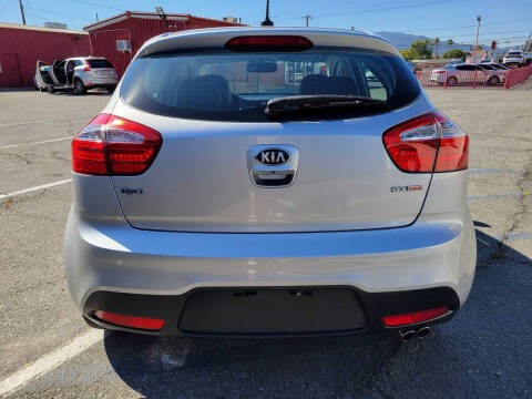 2013 Kia Rio 5-Door SX