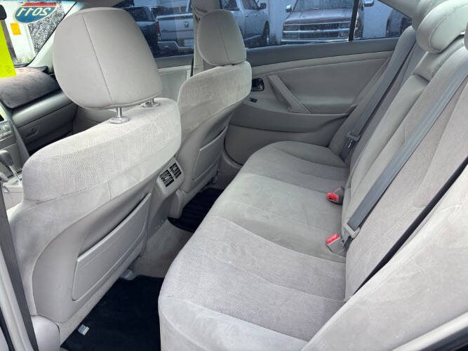 2011 Toyota Camry Hybrid
