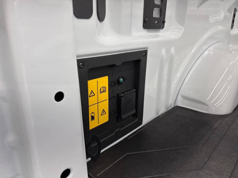 2025 Ford F-150 Lightning XLT