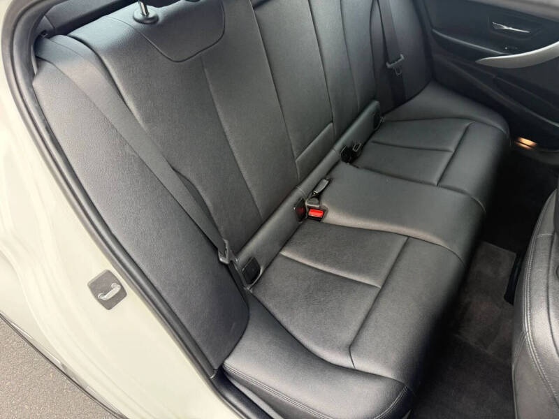 2014 BMW 3 Series 328i