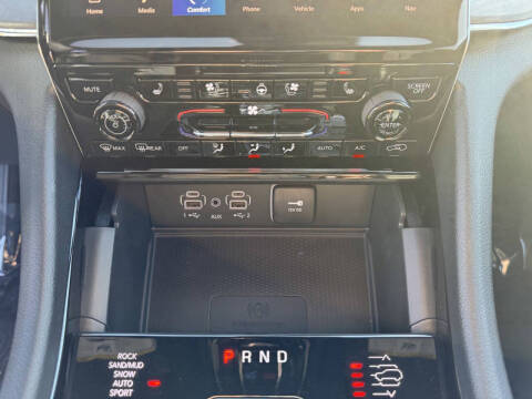 2025 Jeep Grand Cherokee Overland