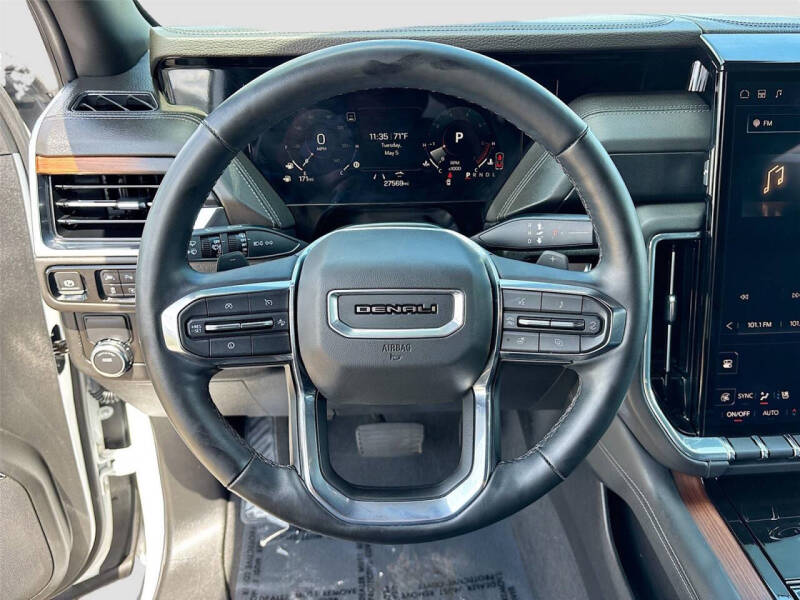 2025 GMC Yukon Denali