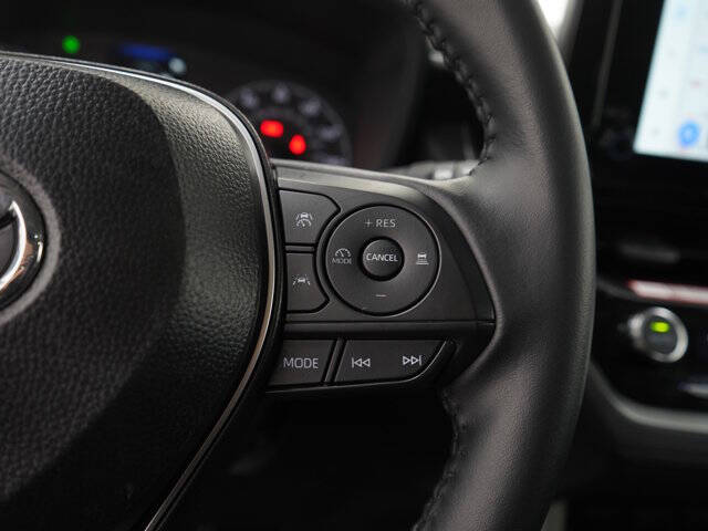 2025 Toyota Corolla Cross LE