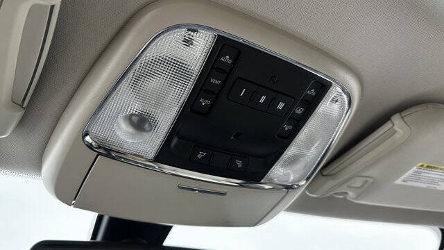 2021 Chrysler 300 Touring L