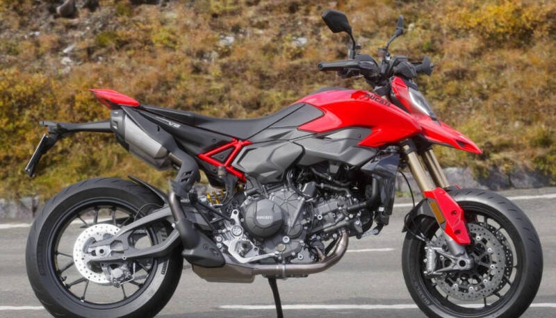 2026 Ducati Hypermotard