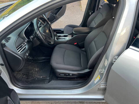 2017 Chevrolet Malibu LT