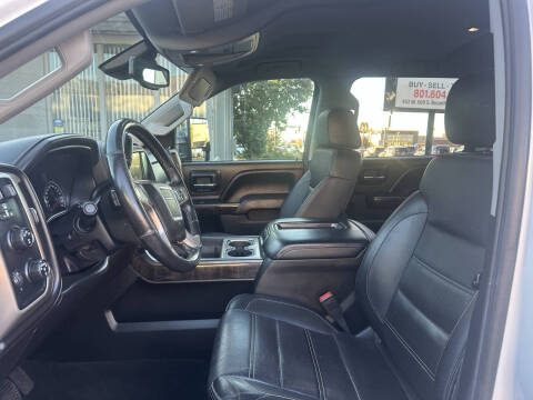 2015 GMC Sierra 2500HD Denali