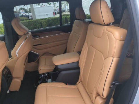 2025 Jeep Grand Cherokee L Summit Reserve