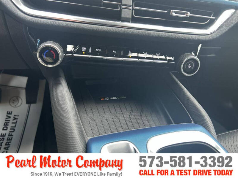 2026 Chevrolet Equinox EV LT 2