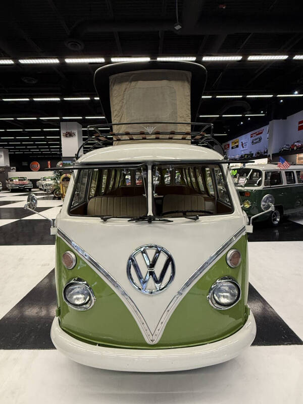 1972 Volkswagen Bus Kombi