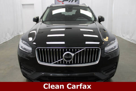 2022 Volvo XC90 T6 Momentum 6-Passenger