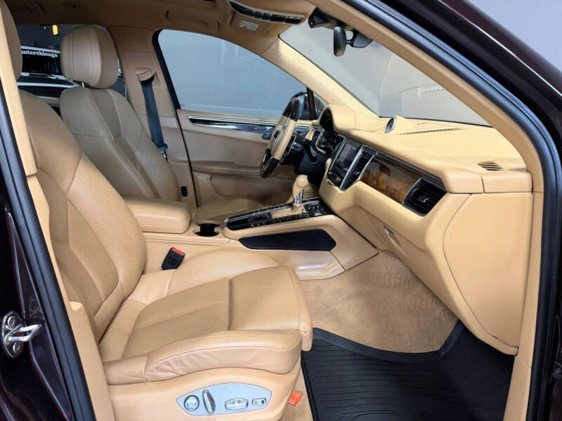 2017 Porsche Macan S