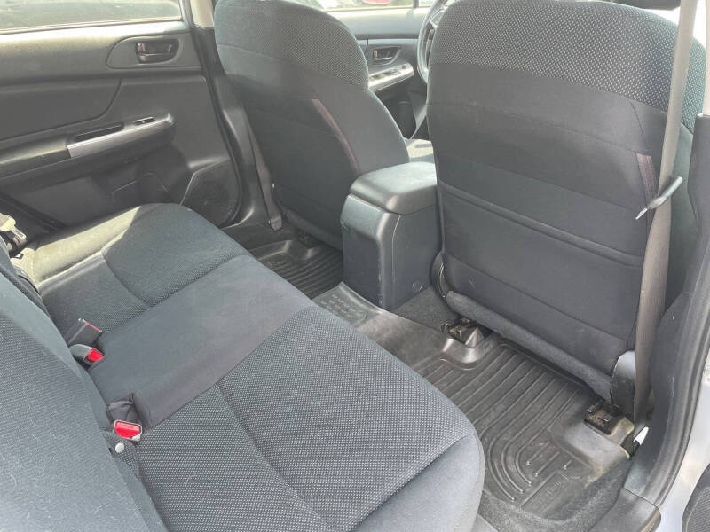 2016 Subaru Impreza 2.0i