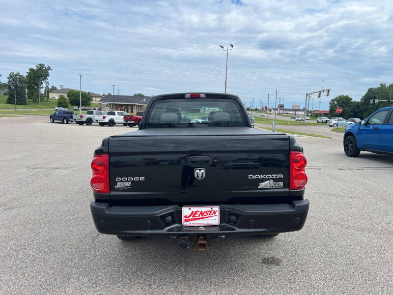 2011 RAM Dakota