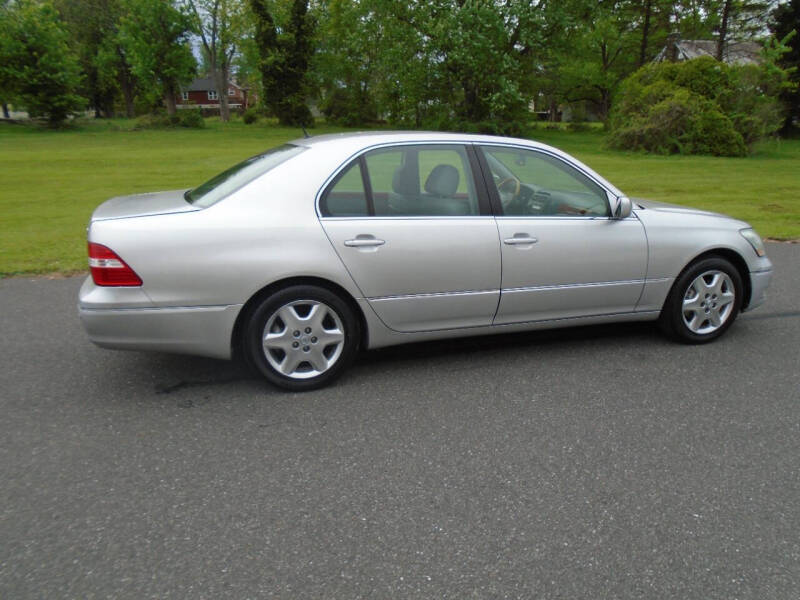 2004 Lexus LS 430