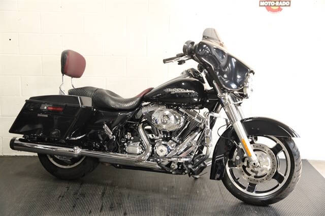 2013 Harley-Davidson STREET GLI