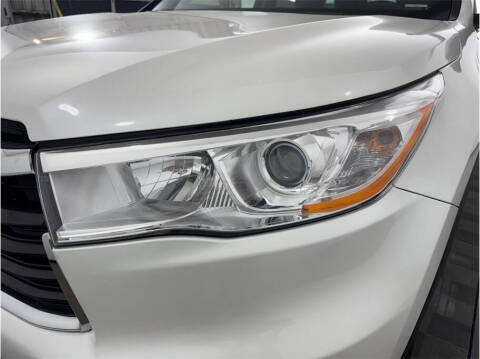 2015 Toyota Highlander Limited Platinum