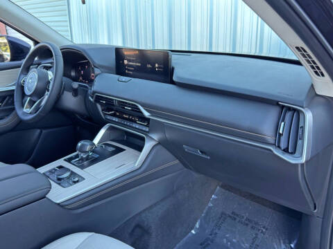 2025 Mazda CX-90 Plug-in Hybrid Preferred