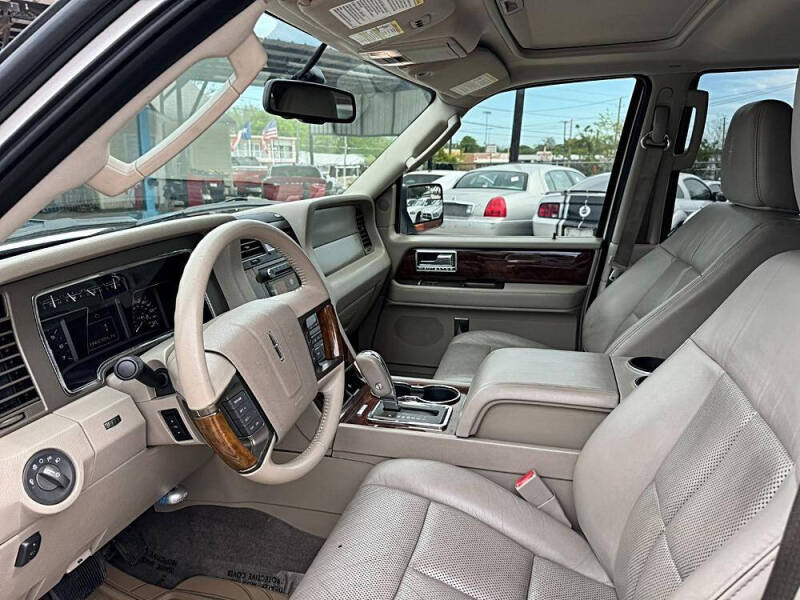 2012 Lincoln Navigator