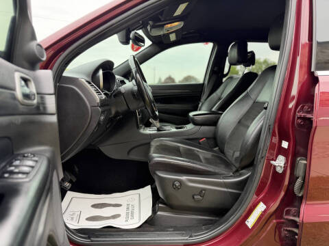 2019 Jeep Grand Cherokee Laredo