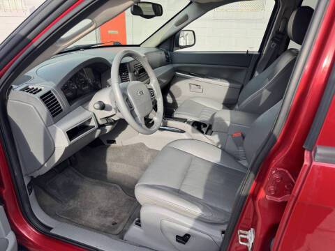 2006 Jeep Grand Cherokee Laredo