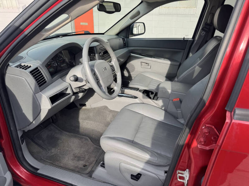 2006 Jeep Grand Cherokee Laredo