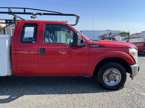2011 Ford F-250 Super Duty XL